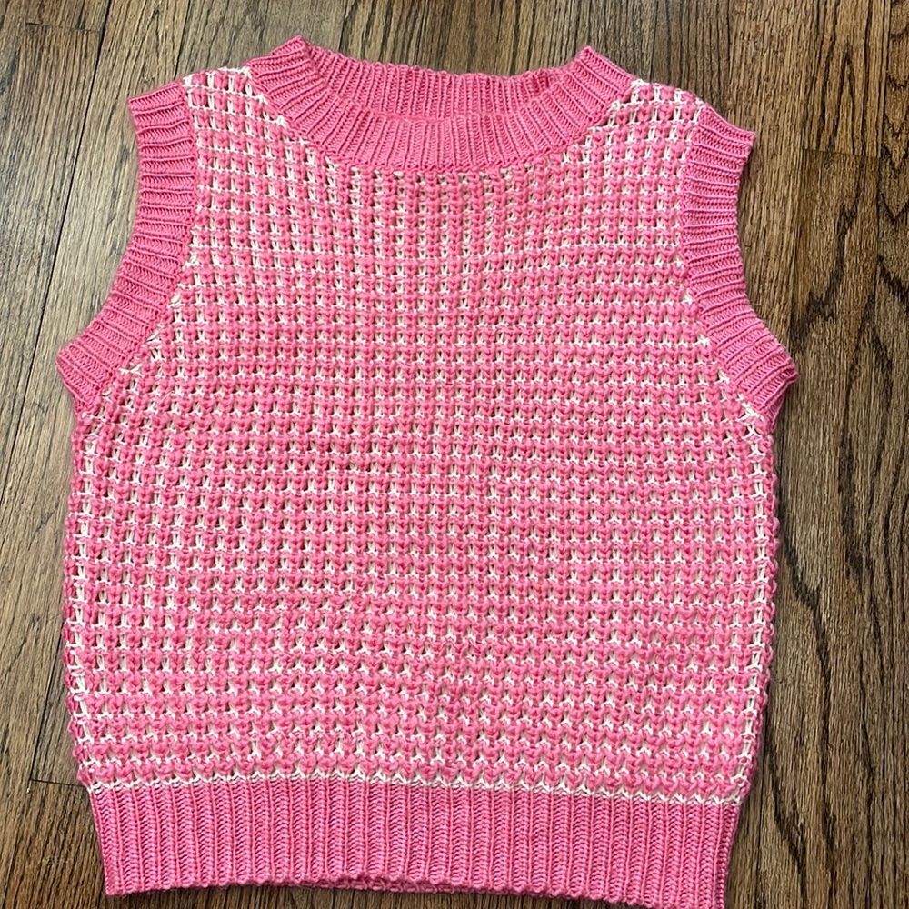 Sweater vest